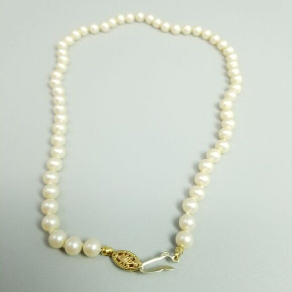 Vintage Faux Pearl Beaded Necklace with Gold Tone Hook Clasp, 16 Inches Long - Picture 3 of 7
